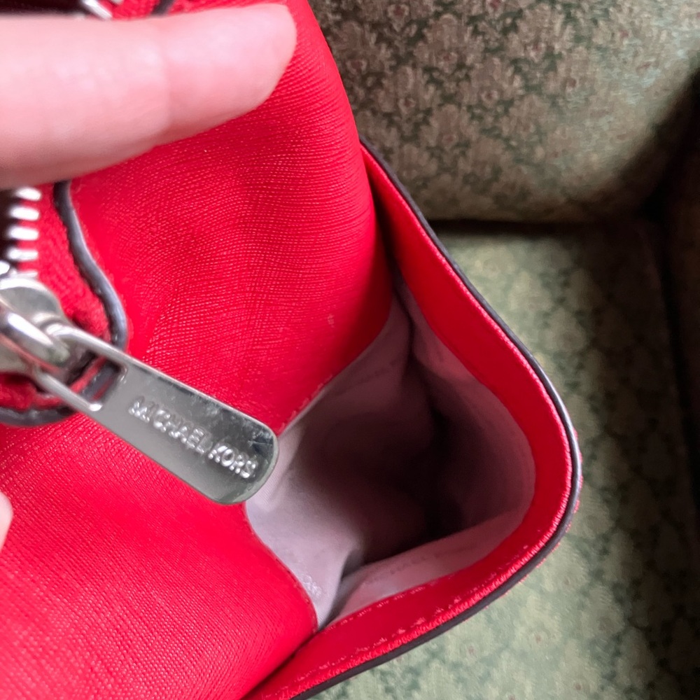 Michael Kors Red Tote Bag - Picture 4 of 11